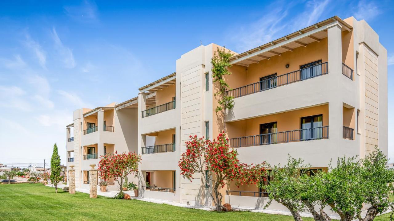 Golden Bay Hotel Apartments Malia  Bagian luar foto