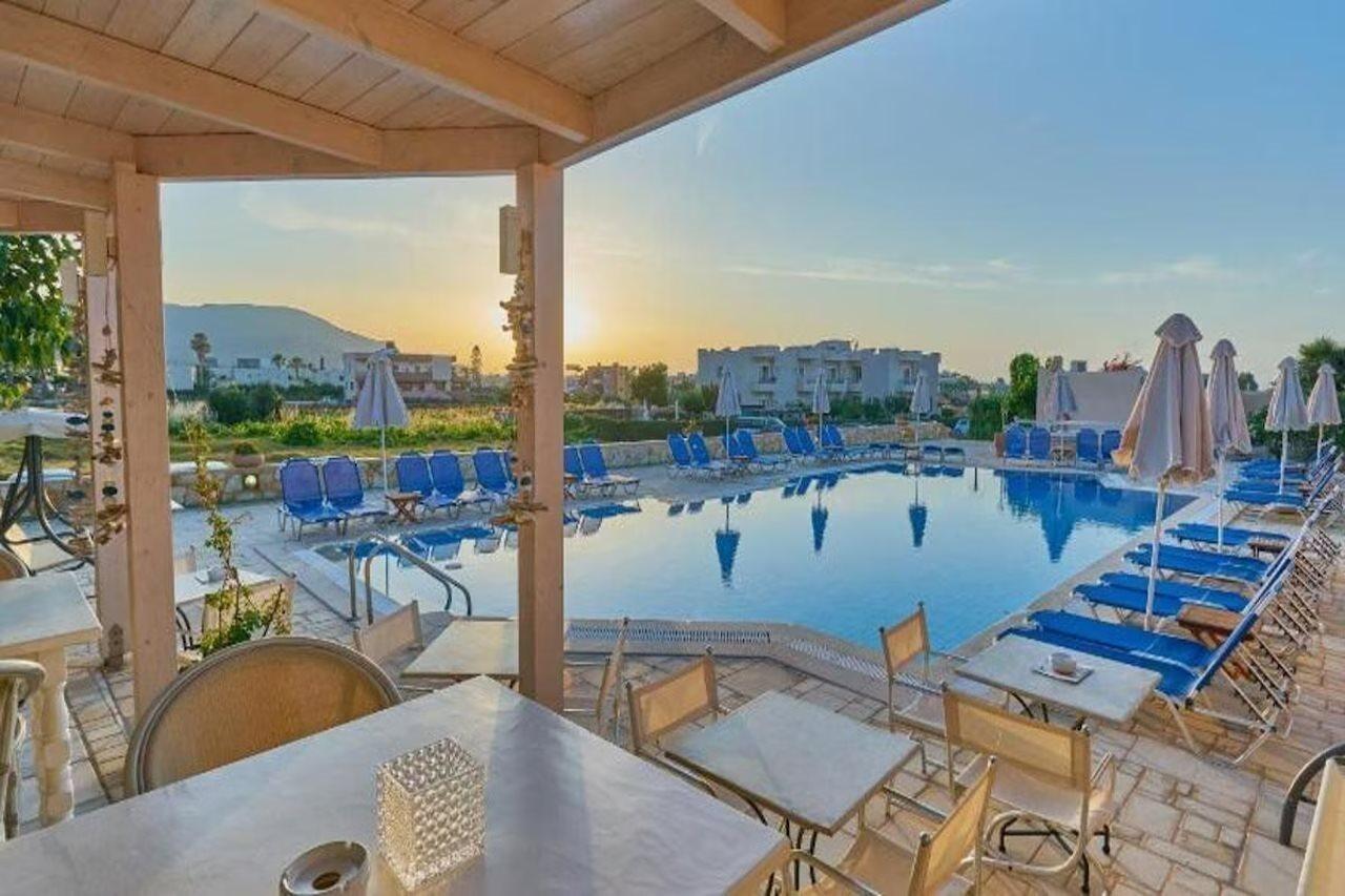 Golden Bay Hotel Apartments Malia  Bagian luar foto